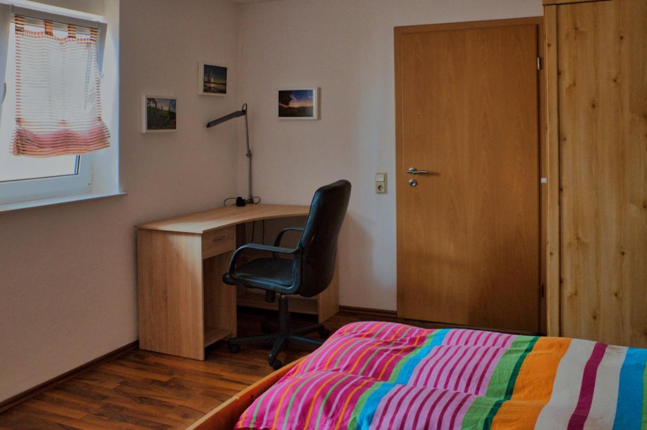 Ferienwohnung Zur Kurstrasse Waldholzbach エクステリア 写真
