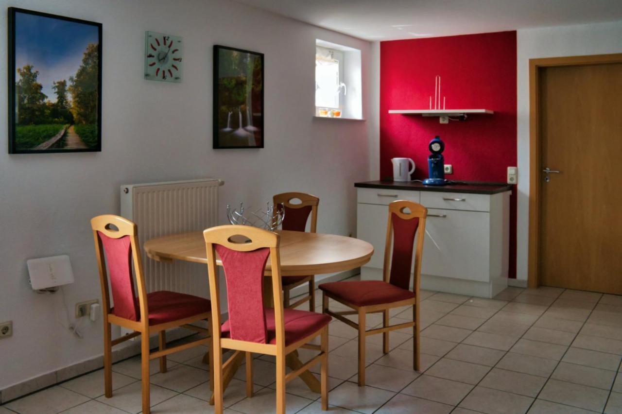 Ferienwohnung Zur Kurstrasse Waldholzbach エクステリア 写真