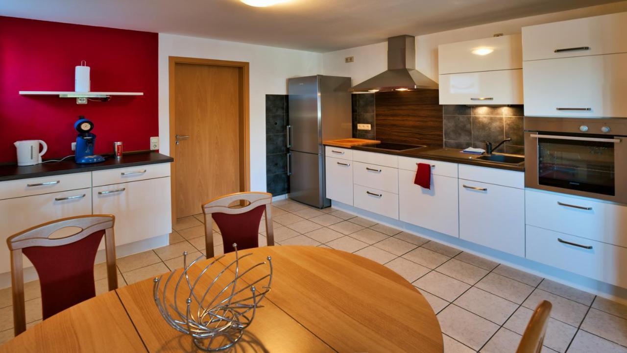Ferienwohnung Zur Kurstrasse Waldholzbach エクステリア 写真